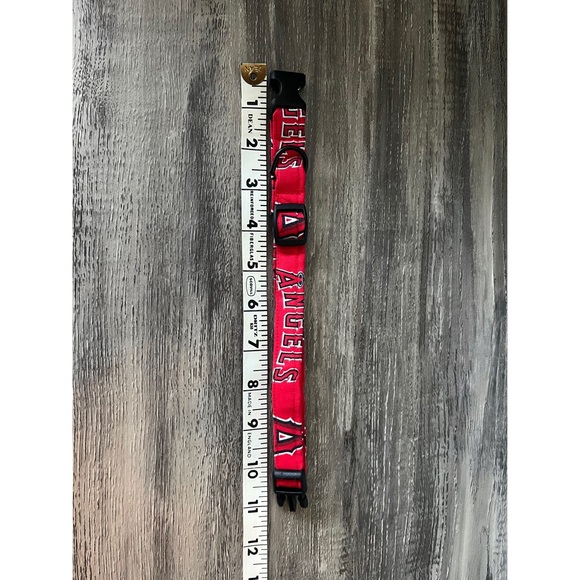 ⭐️4/$15 Los Angeles Angels MLB Dog Collar Size Medium - Picture 8 of 8